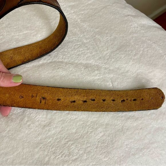 Hand Tooled Leather Belt Florida Gators Football Weathered Handcrafted Brown - Picture 15 of 16